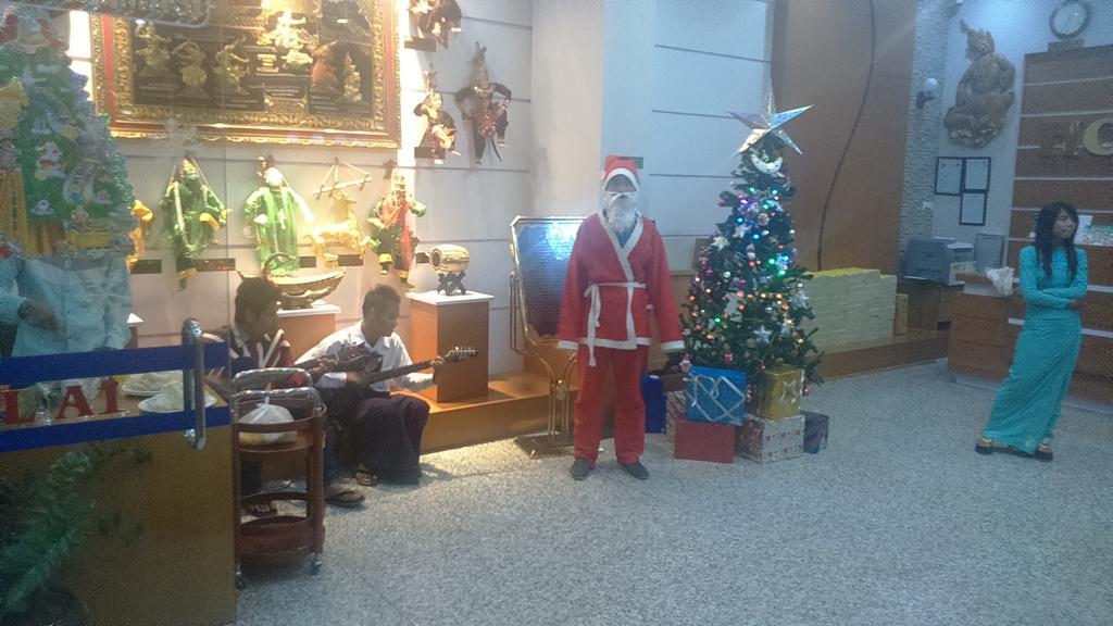 Hotel A1 Mandalaj Kültér fotó