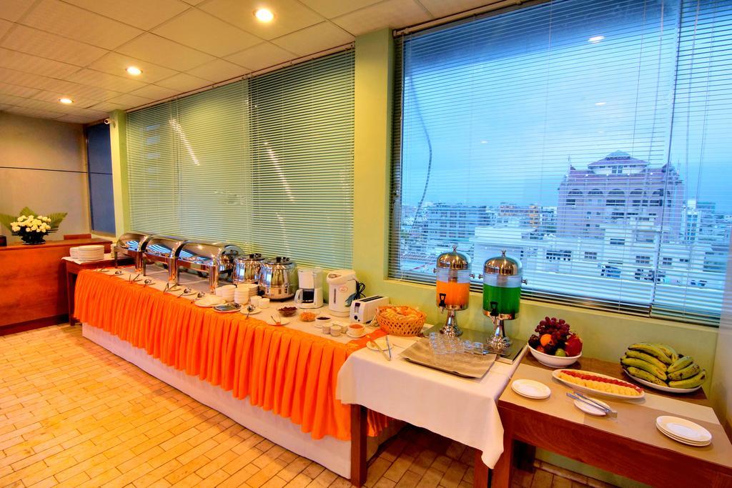 Hotel A1 Mandalaj Kültér fotó
